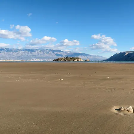 Delfa Pecarina By Interhome * Lopar